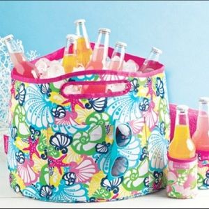 Lilly Pulitzer Insulated Beverage Bucket